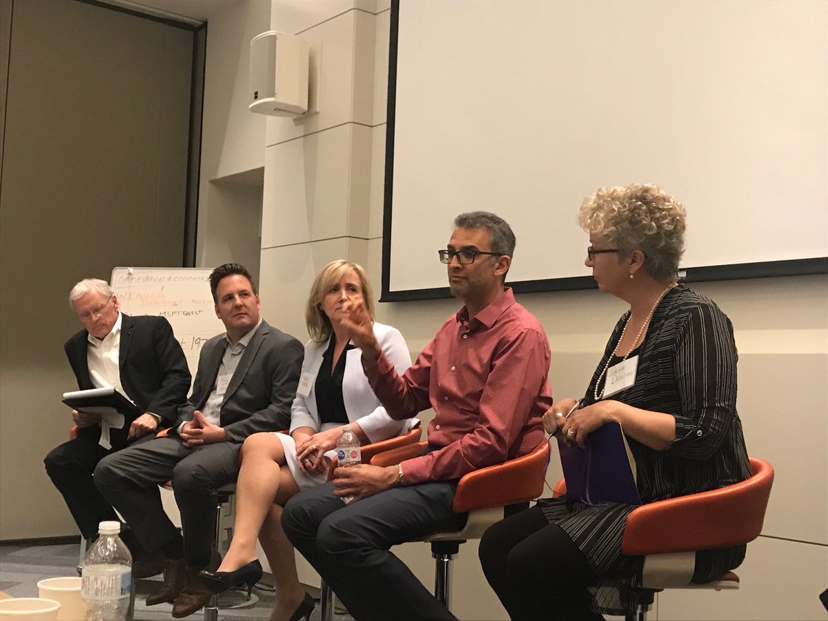 KarenStefoWoods's tweet image. What an amazing cross section of talent to end the #Edsby modern assessment event. Thank you #AnneDavies #StevenKatz #TracyBarrill #JasonLynn