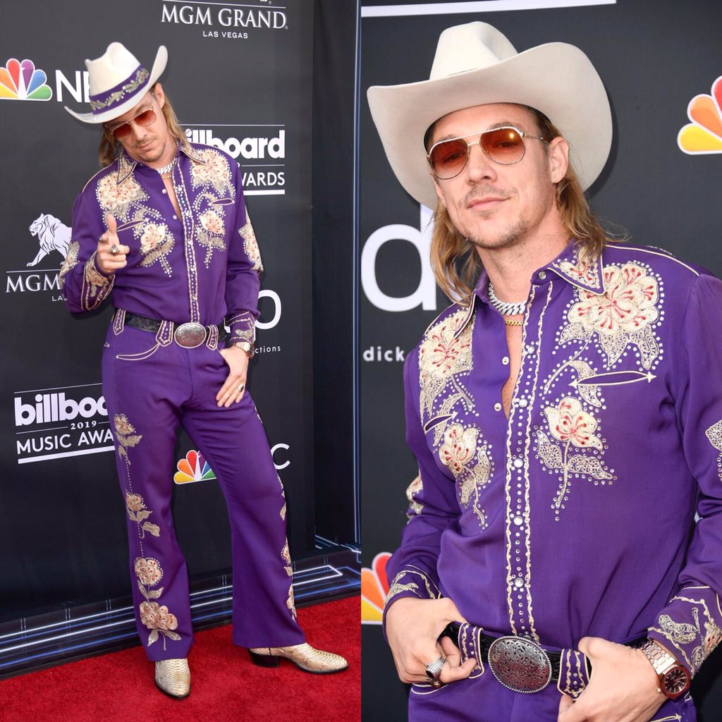 D5hNtSZWAAESsmC.jpg:large