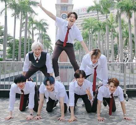 GOT7_CL's tweet photo. Con esta nominacion ha quedado demostrado que si nosotros nos unimos y trabajamos les podemos dar grandes cosas! 😊💚
No pierdan lo que logramos en estos días, podemos hacer que este y los demás comeback sean muy exitosos para @GOT7Official
No se vayan! este CB Será mejor!

#GOT7 https://t.co/EcGmuWmpEb
