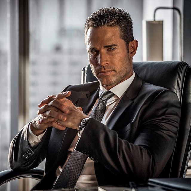sebastianrulli's tweet photo. Feliz día a los que trabajan todo el año sin pausa por su esfuerzo en progresar,
A los que se levantan temprano cuando el sol aún no está, a los que madrugan, viajan, a los que luchan por ganarse el pan con el sudor de su frente, 
A esos trabajadores Hon… https://t.co/CbN8SZk3uE https://t.co/sWcCXBOtd0
