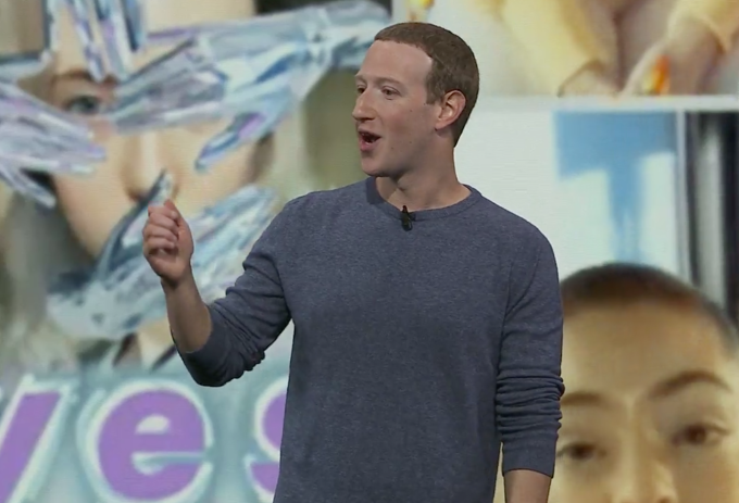 Upstudio_ID's tweet image. #infoMobile Facebook pivots to what it wishes it was tcrn.ch/2GS7pNb