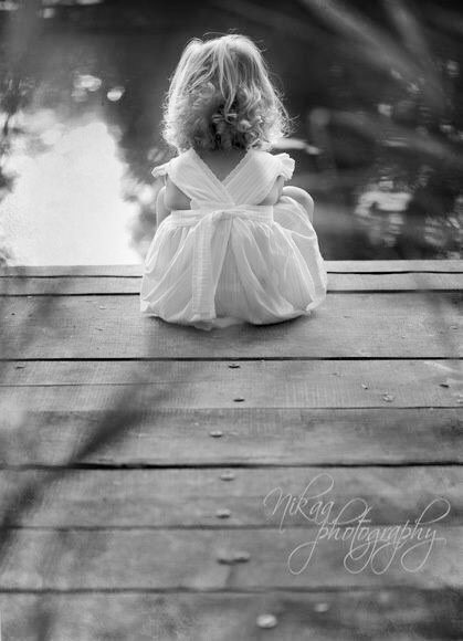 ~ °•ิ '❁」

’↓

وٓ هٓآ آنآ آحٍّْملًُ نعًش قلبِّـي آلذّٓي آنّٓهـٰآل ٓطرًيحآ مُحّتضرآ خرًٌوج حـُّٓبك ، وٓ هُو يٓلفظُ آنفآسُہ آلآخّيًرة متُمتمآ بإسًّمگ♪

﮼إحساسي﮼ ↶❥⇣