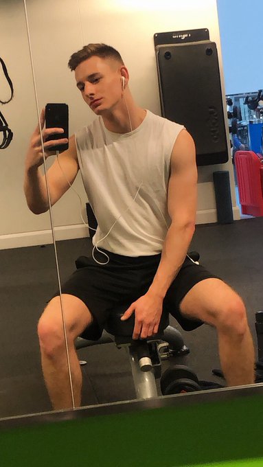 Felt pretty saucy at the gym the other day https://t.co/cJ3IkAdqFW<a href="/tag/gay"class="tags"><span>#gay</span></a><a href="/tag/gayboy"class="tags"><span>#gayboy</span></a><a href="/tag/gaymuscle"class="tags"><span>#gaymuscle</span></a><a href="/tag/gayuk"class="tags"><span>#gayuk</span></a>