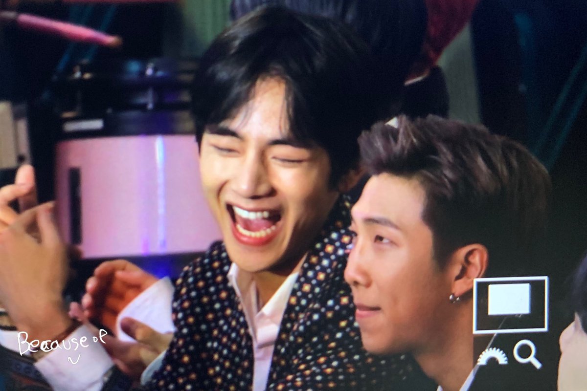 lavientae's tweet photo. GNA CRY HES SO HAPPY https://t.co/r9tSy6mhZL