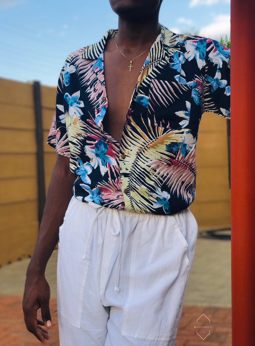 scgsnaps's tweet photo. detailz. / Muse: Garry Thimotheus 👱🏾‍♂️ ~ Dressed by: Marychen Fashion 👕 | #ShecantgoSnaps #scgsnaps #PhonePhotography #iPhonePhotography #iPhoneography #shotoniphone #shotoniphone7plus #details #MarychenFashion #summerwear | 📷: iPhone 7 Plus 📱 https://t.co/FQ4qQlDi4G