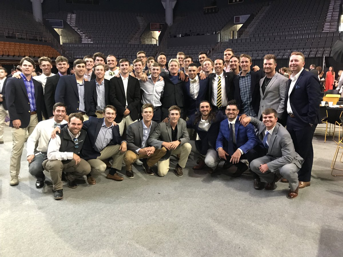 SmithKermit's tweet image. #Family