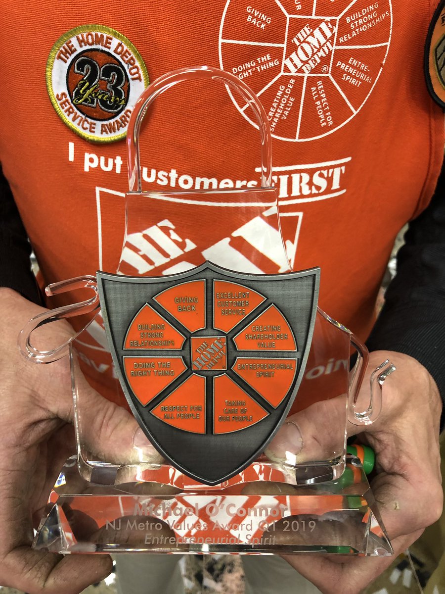 nyyroro's tweet image. Meet Mike-MASM from Lawnside, NJ! He drives sales &amp;amp; service through creative clinics! #LeadsByExample #NJM #RVPValueAward #EntrepreneurialSpirit @BillT611 @jcrchoke @OscarAlvaradoHD @BrianVitkoHD @Lindame69024166 @wilkie_cindy @HDMauriceHoward @bthompson17 @RobG3HD @JackieGiusti