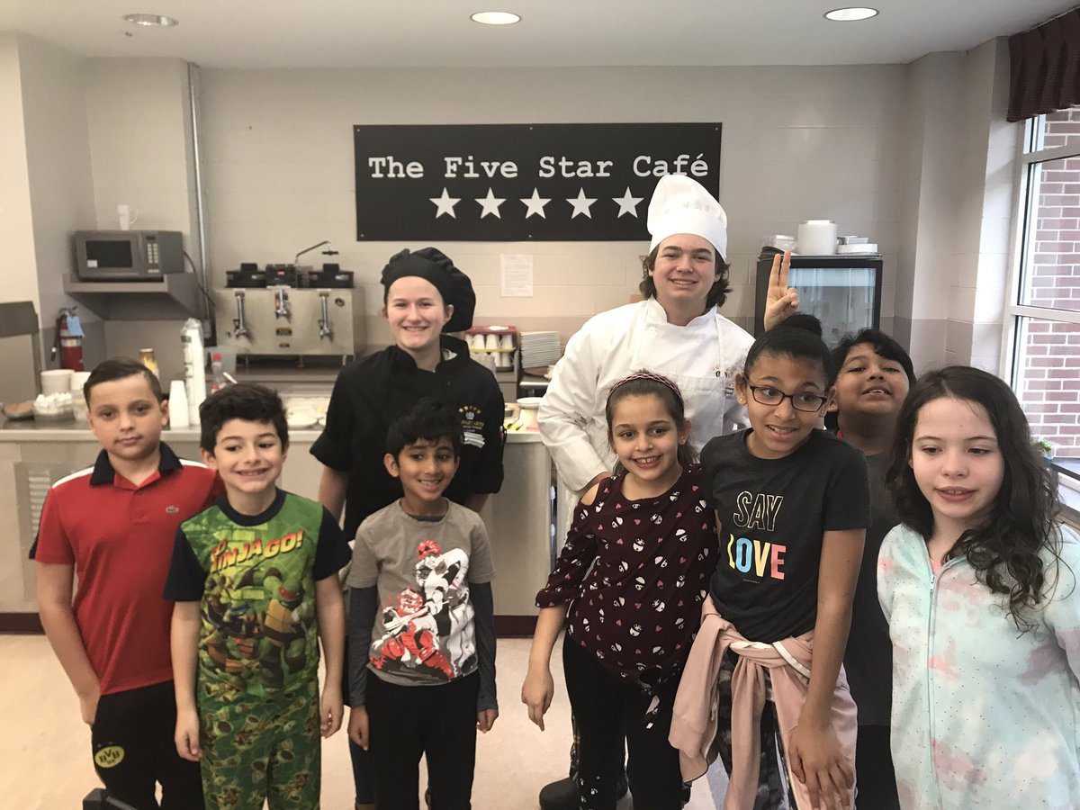 Mrs_Battillo's tweet photo. Former Dugan and Defino students ...now Five Star Cafe Chefs! @MTPSNJ #freeholdboroHS https://t.co/oismPPFo2f