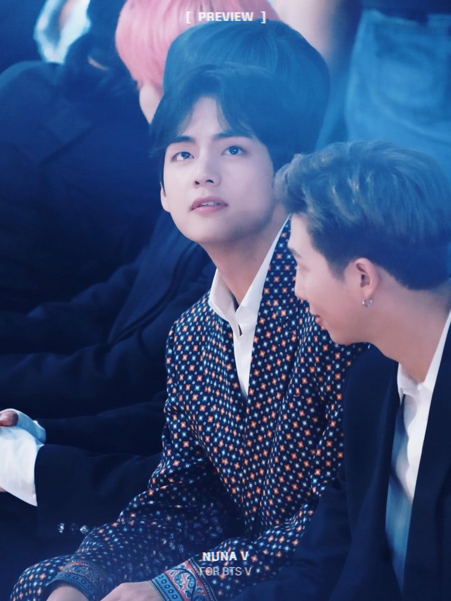 _nuna_V's tweet photo. [PREVIEW] 190501 BBMAS
올해도 제대로 즐겨💜
#태형 #방탄소년단뷔 #BTSV #Taehyung 
#BTS https://t.co/0ds4ml7tVy