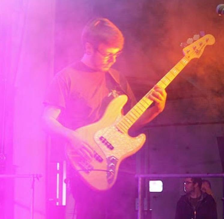 NorExposureNVU's tweet photo. Lennon Chester is an alternative rock power couple that’s been jamming together since they were teenagers 🎸 Check out their track Sundown! https://t.co/GQzT5XtKLX