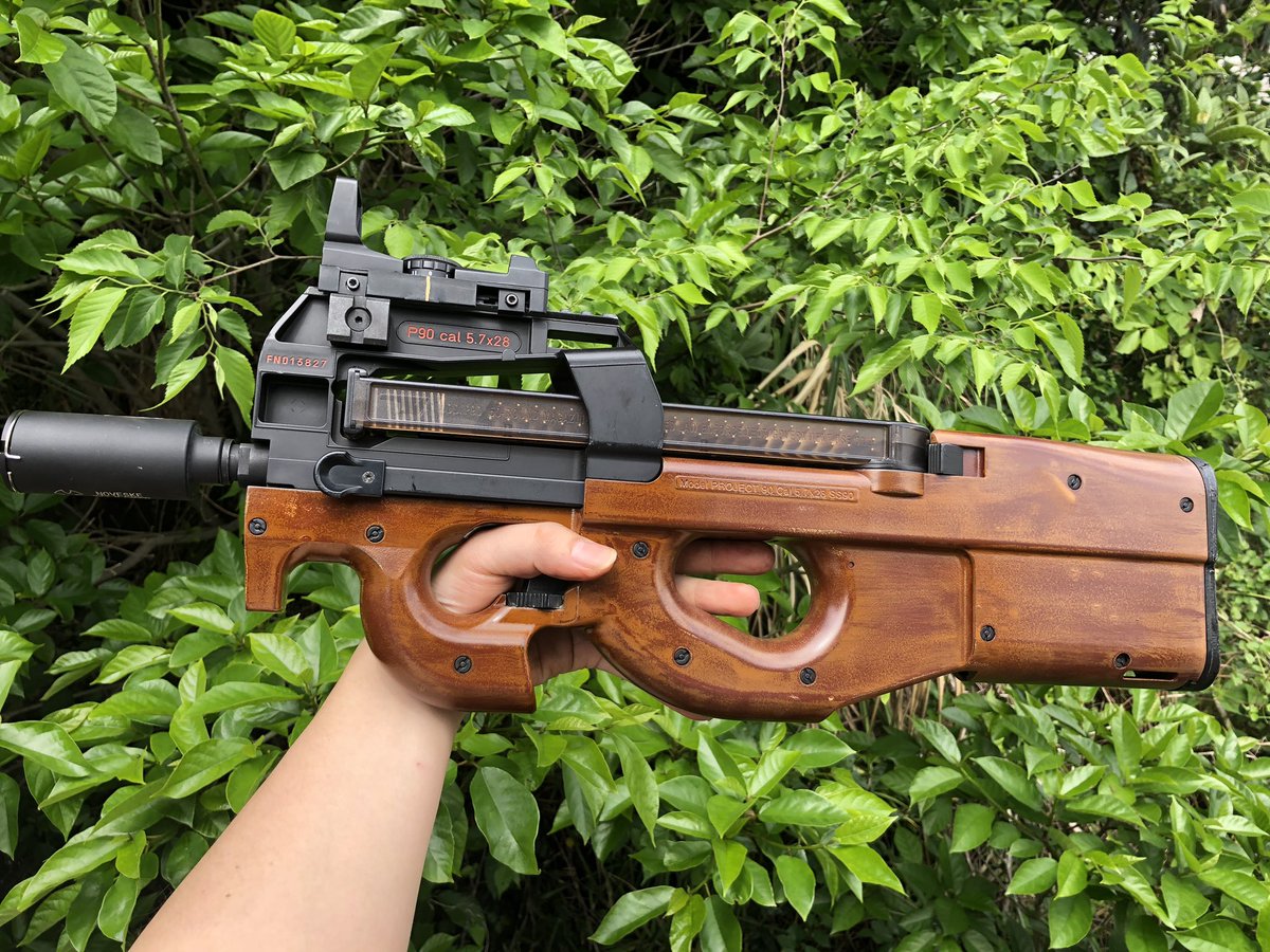 東京マルイ p90 自前塗装 東京マルイ p90 自前塗装 リー on X: