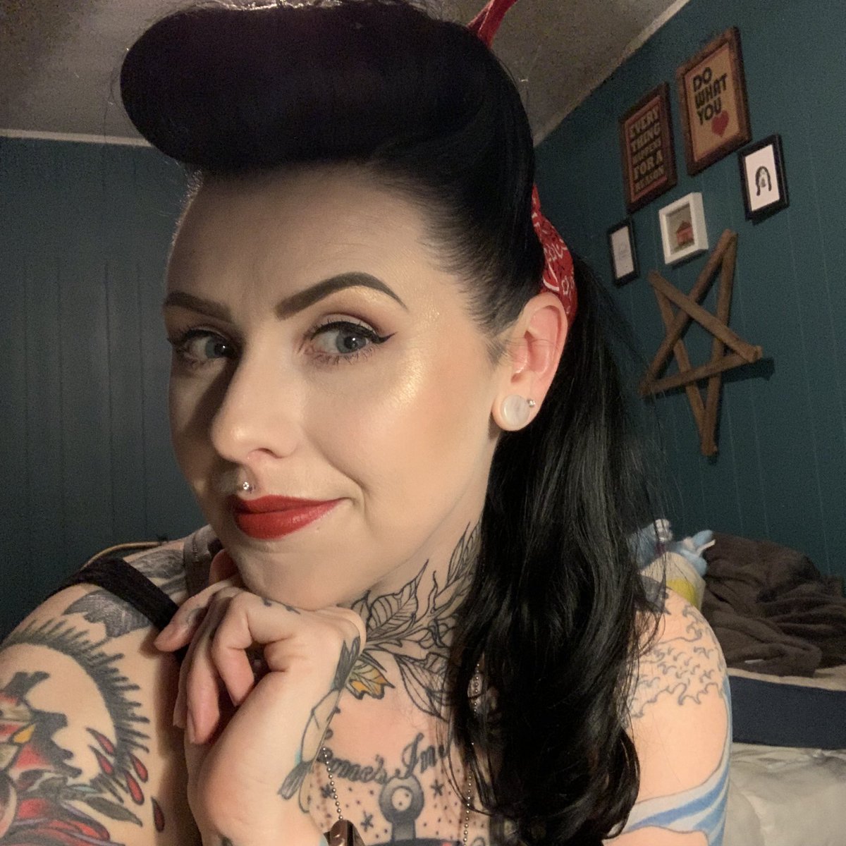 After much blood, sweat and tears, we arrived at this hairstyle. I need a lot of practice but it’s a start. #retrohair #vintagehair #vintagestyle #pinup