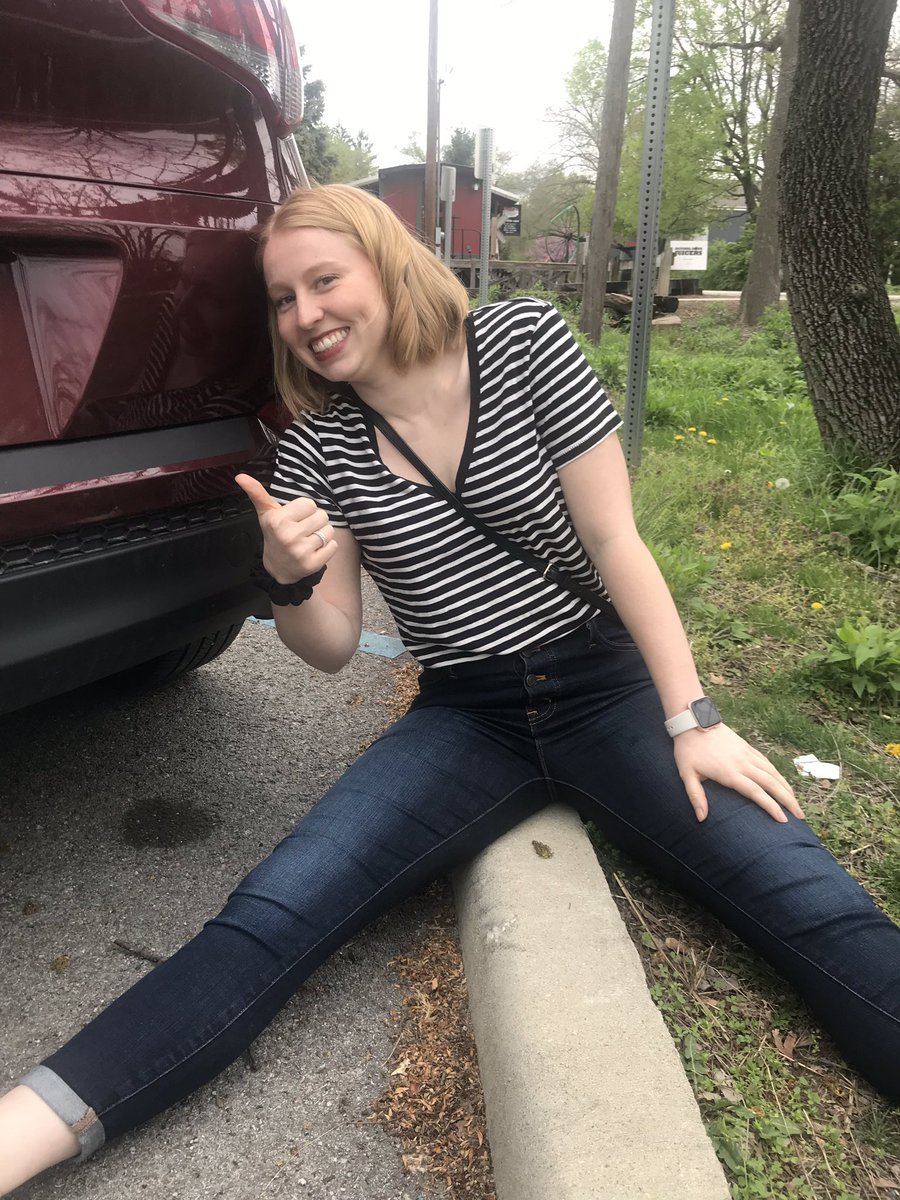 opperman22's tweet photo. How it feels to be 1/2 way done with pharmacy school https://t.co/tTRyCWErvG
