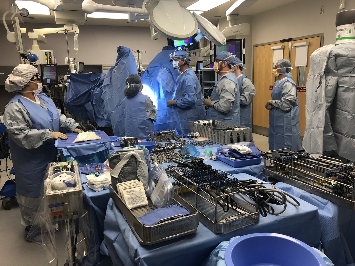 JohnMarksMD's tweet image. Great live telesurgery today- taTME using SP robot.  Tough case, awesome result.  Starting the MIRCS meeting.   Advancing rectal cancer care around the world. #rectalcancer #MIRCS #mainlinehealth #sprobot #samattalahmd