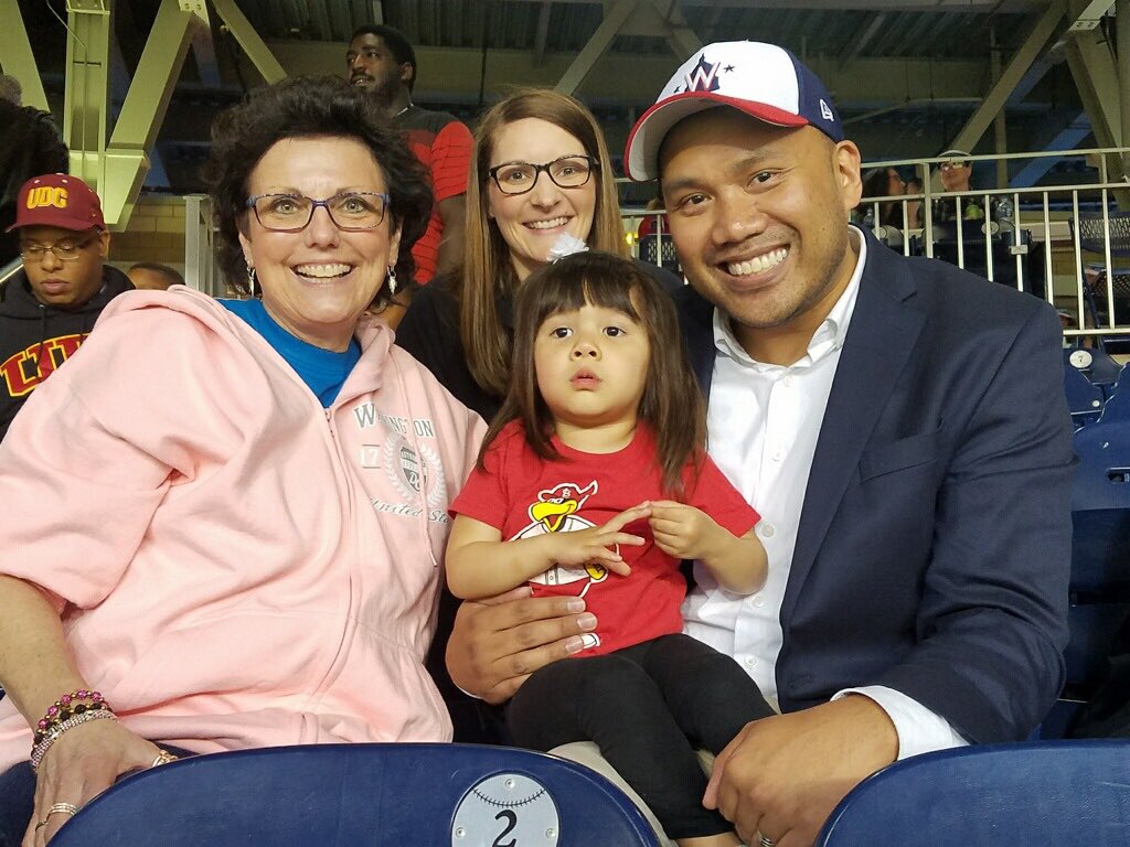 What a wonderful surprise! Ran into ⁦<a href="/SPSheehan/">Shawn Sheehan</a>⁩ and family at the Nationals game. Such a blessing! #NTOY19 ⁦<a href="/CCSSO/">CCSSO</a>⁩ #oklaed
