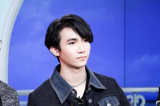 zero9brasil's tweet photo. [#PICS] #JBIN no programa "Bữa Trưa Vui Vẻ" em 18/04/2019

Cr: ZERO9| Official page

#vpop #ZERO9 #CIRCLE #Buatruavuive2019 #BoyGroup #VietnamesePop https://t.co/jWR8Jm1tch