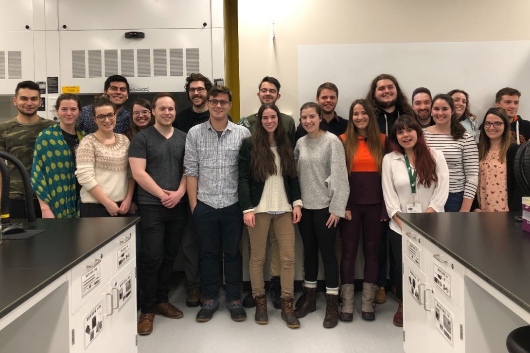 iGEMulaval's tweet photo. We are set for this new adventure with our multidisciplinary team ! #igem2019 #igem #giantjamboree https://t.co/3RPWU4XDsm
