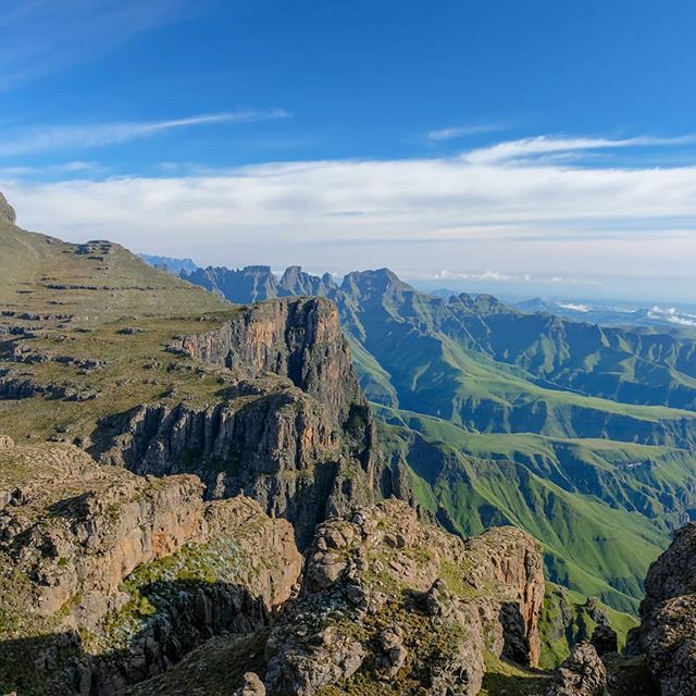 brooke_nolan's tweet photo. I swear...half the time the views on the Drakensburg Grand Traverse barely looked real. How could a place so untouched still exist? Although I may have had to leave the hike early due to injury I will be forever grateful for the experience. And the views… https://t.co/Yo61CySm5j https://t.co/txI8Tl3S4q