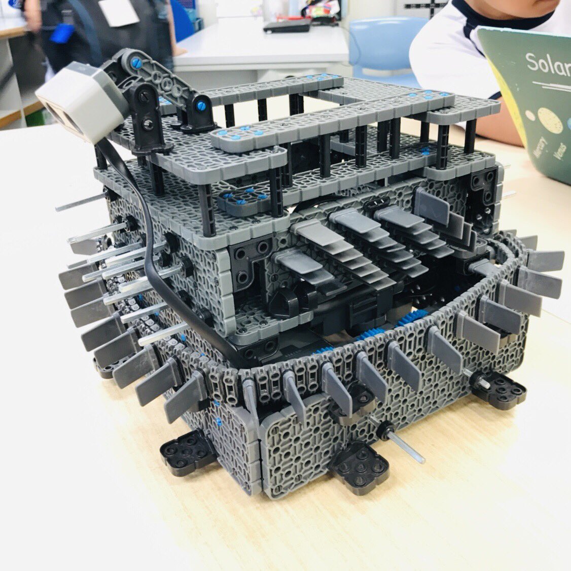 vex iq sumobot
