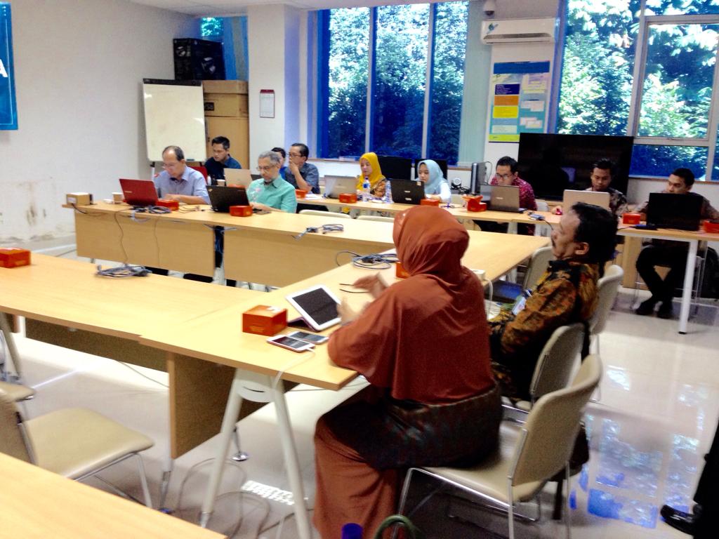 ptik_bppt's tweet photo. Kunjungan BAPPEDA Kabupaten Situbondo ke PTIK BPPT (02/05/2019) membahas mengenai implementasi Aplikasi SIRKA
#bpptsolidsmartspeed
#simral
#teknologiuntuknegeri
#TIEMBerlari
#ptikbppt
#InovasiuntukNegeri https://t.co/gnN2D660gw