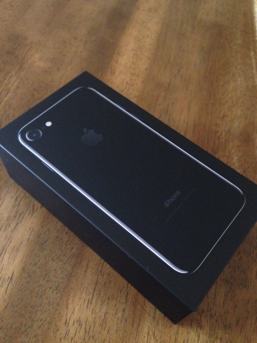 present_card_jp's tweet photo. 🎁プレゼント企画🎁
対象商品→iPhone7 256GB！！

■応募方法
・フォロー
・RT https://t.co/9AgsBqyP4D