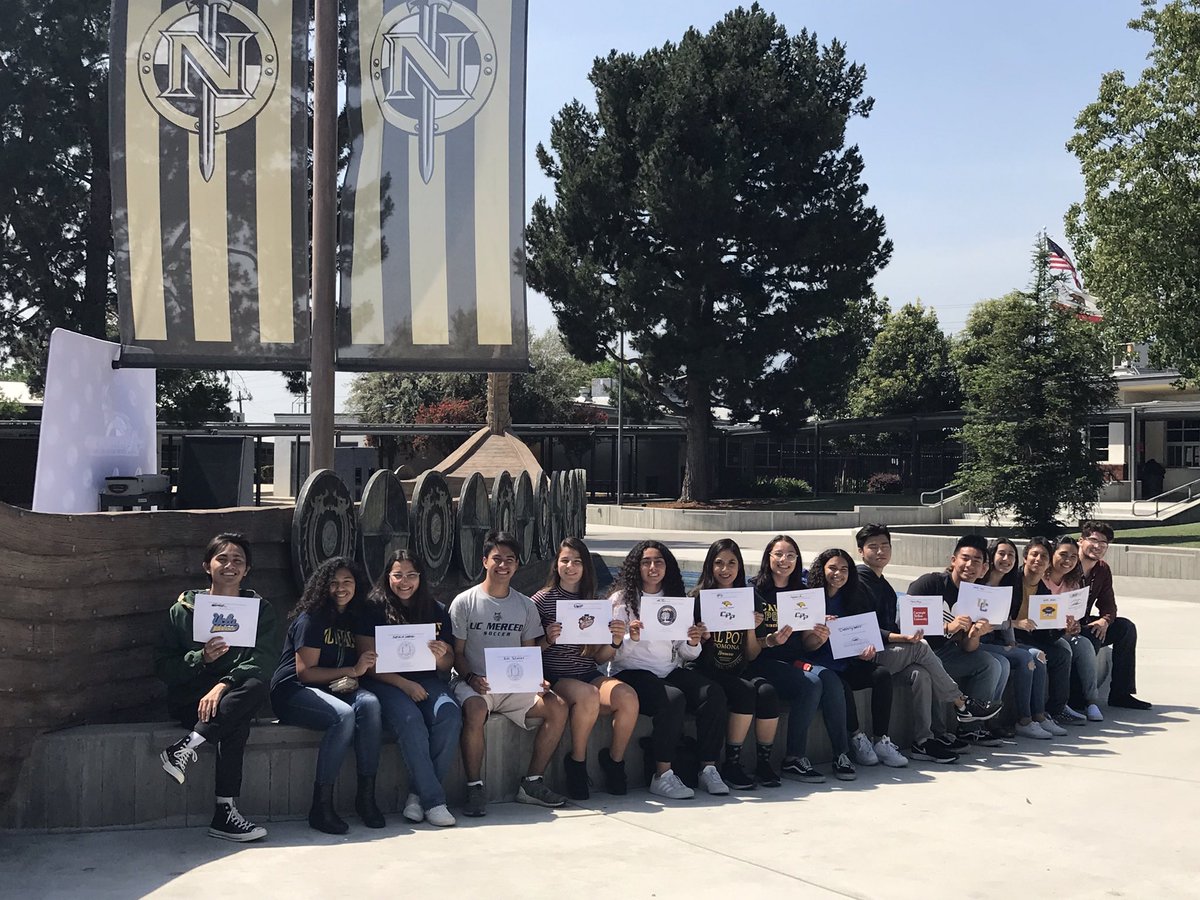 NHSCounseling_'s tweet photo. Just a small portion of NHS students who #SignedOnTheLine today! Awesome day today witnessing these students complete another step towards their futures. #ResolveToEvolve #VikingMentality #GritandGold @NHSVikings @CVUSD_Supt_DrS @EEminhizer https://t.co/kSlk9aGNsn