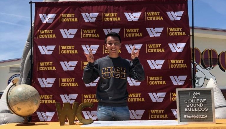WCHSCounseling's tweet photo. Our Bulldogs are going places! Congrats @wchsclass_2019 🎓 #CollegeSigningDay @WCHSASB @WestCovinaUSD @westcovinahs https://t.co/w3hbIdeppY