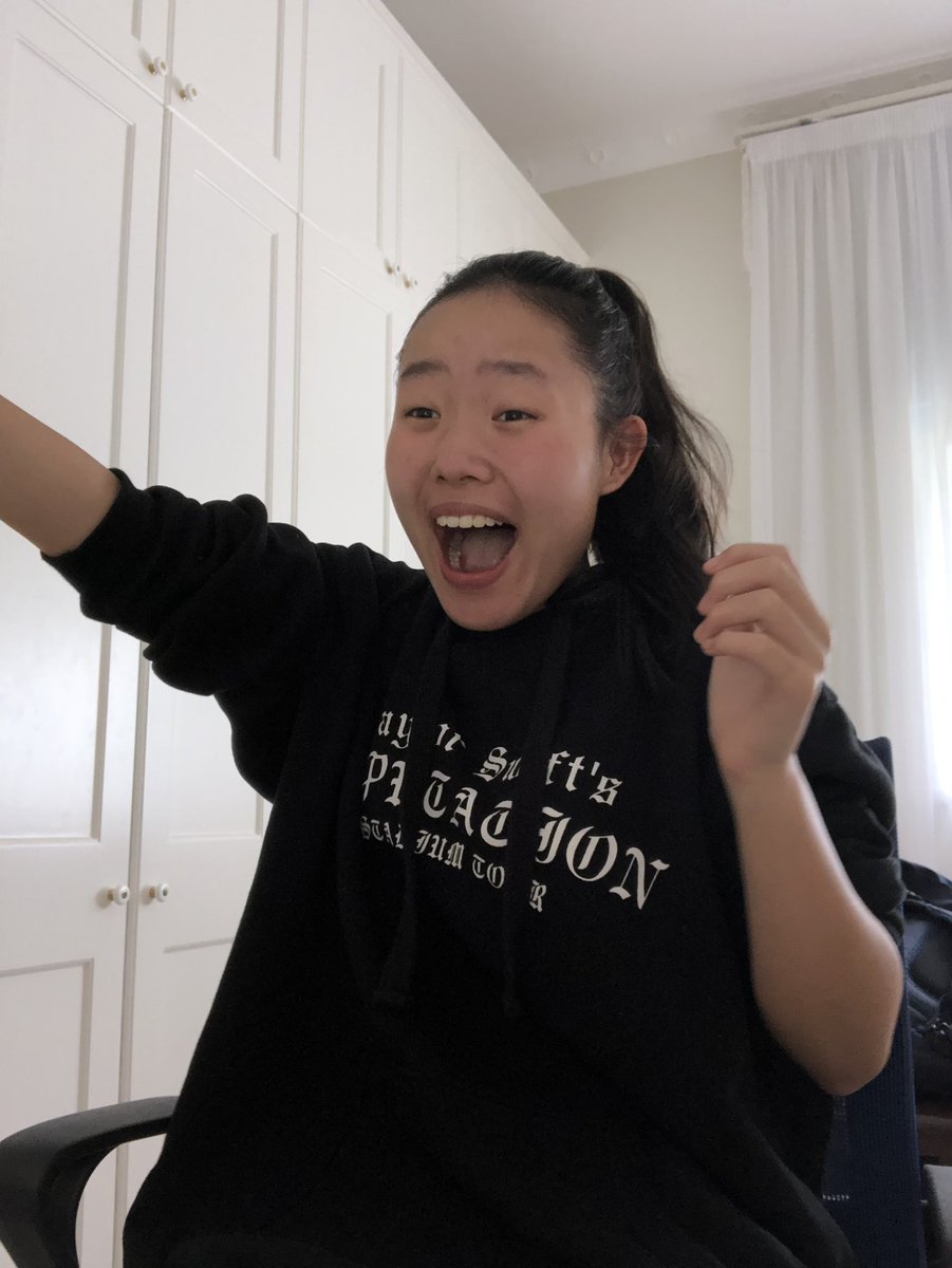 evermorejas's tweet photo. These 3 photos basically sum up my reaction to Taylor and Brendon’s ME! performance at the BBMAS!!! To say that I was excited would be the biggest understatement!!! I’m so proud of you and that performance was EVERYTHING!!!! 💘🦋☀️ @taylorswift13 @taylornation13 https://t.co/2GD2NEAkLJ