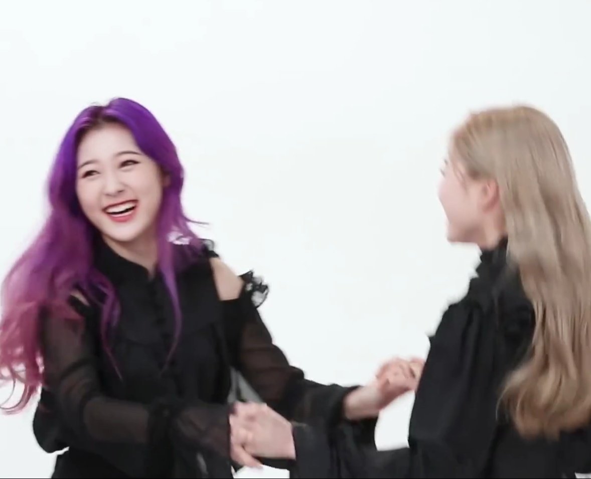Loona_lq's tweet photo. https://t.co/r7PkjkY7DY