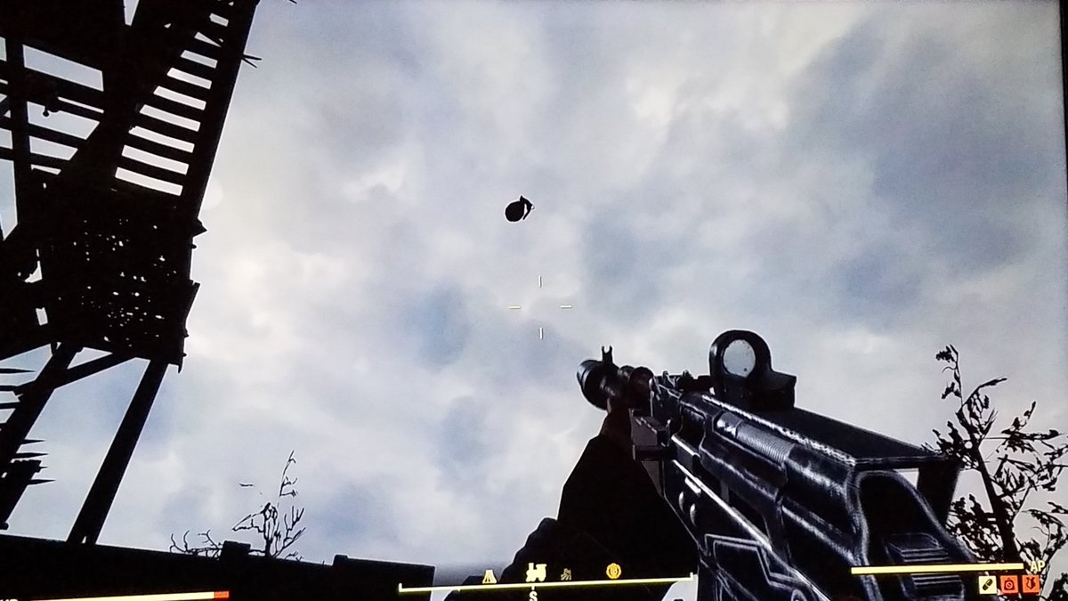Steven61578621's tweet photo. @Fallout How about fixing this floating non-exploding Granade or the fact that deathclaw gauntlets dont hit half the time when your starting shit in the game, or just pushing crap for the atom store and banking that cash and ignore all your bugs. https://t.co/JZ0oejE34q