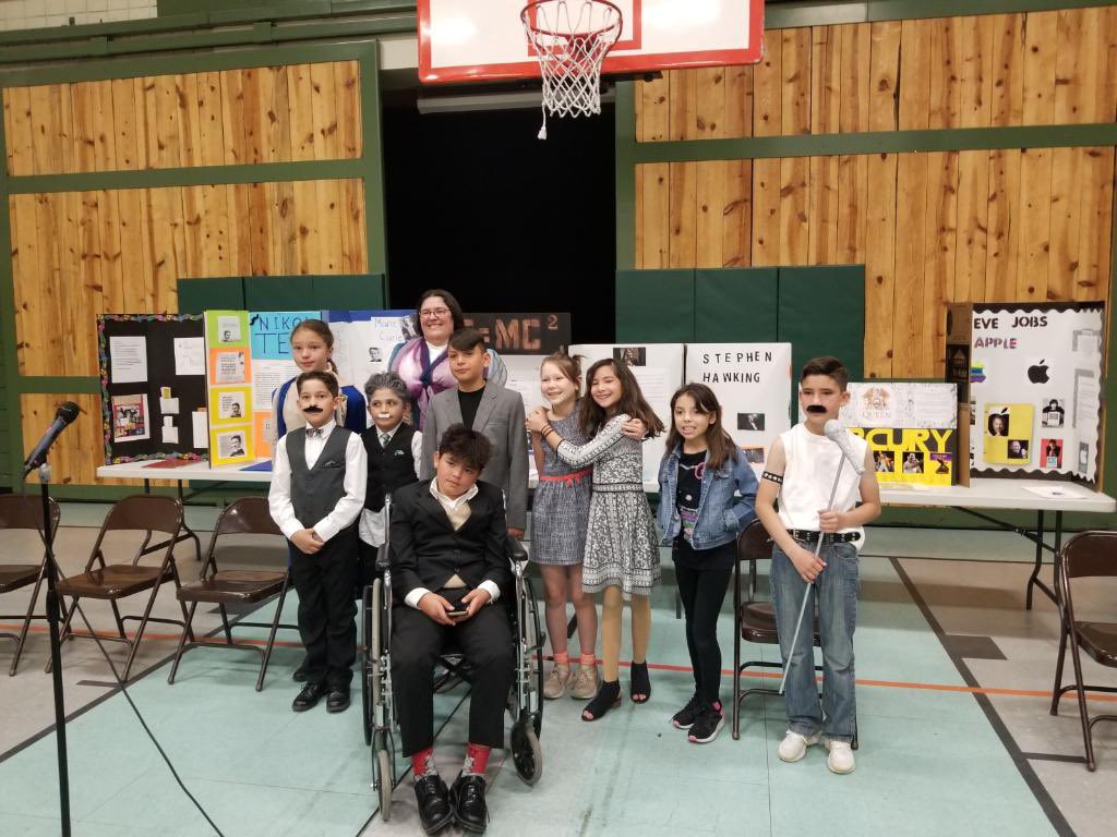 ApsLongfellow's tweet photo. Longfellow is very proud of Mrs. Katrina Garcia-Spillman’s gifted class. They performed their “Night of the Notables” for the school and their families. Each student independently researches an important person, dresses as them and presents their research! #AdayInAPS https://t.co/1Lcp2vpMTR