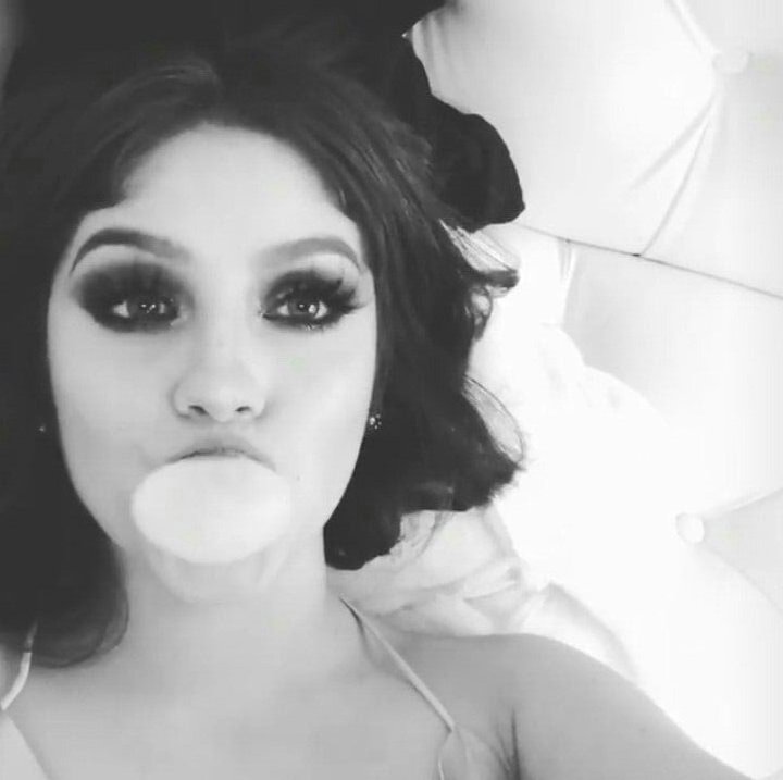 La amo mucho mucho muchoo! Soy muy afortunado. Es realmente hermosa. Mi vida. 😍😍😍😍😍😍😍😍