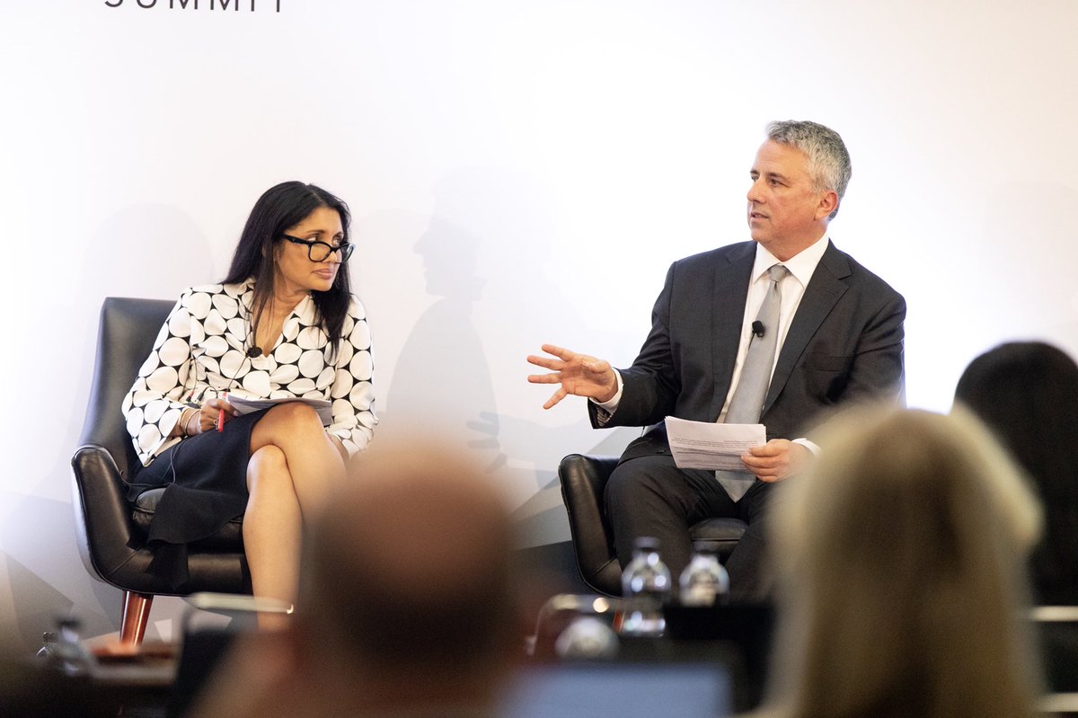 CounselLegal's tweet photo. Thank you to Rob Gitell, Vice President, Director of Sales &amp; Client Management @TRAUS for leadig our Future Session with our panelists discussing &amp; forecasting the probitability of technological investments. #TheGCS https://t.co/nfeShIeDwv