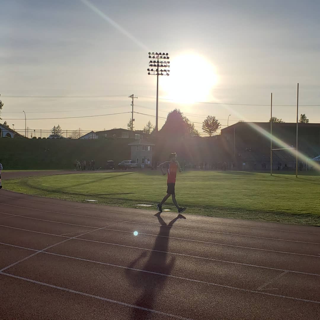 WJMTrack's tweet photo. It was a great first day at Upper Fraser Valley Track &amp; Field Championships! Congrats to @WJMouat athletes who have already qualified for Fraser Valley Champs! @AbbotsfordSD #wearemouathawks #teamgoals  #gohawksgo https://t.co/chcv6mL1pv