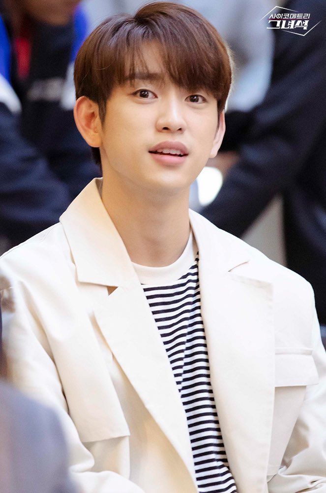 D5ipCx5WsAAXi3S.jpg:orig