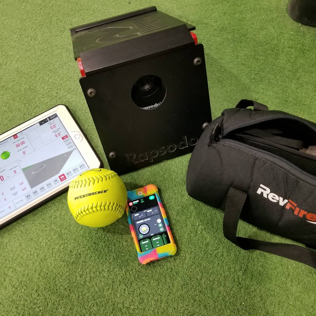BTFastpitch's tweet photo. Lots of ways to measure progress & SHOW pitchers how small adjustments affects results ๐ช๐
#progress #SEEitFIXit #studentsofthegame #spinittowin #keepthemguessing #rapsodo #pitchtracker #revfire https://t.co/3EJ31pswwS