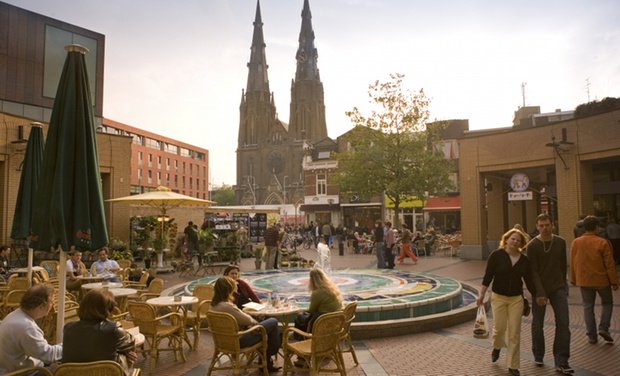 GrouponNED's tweet image. Toe aan een flinke dosis Brabantse gezelligheid? Ga naar 4* Amrâth Hotel Eindhoven! gr.pn/2IJM8sw