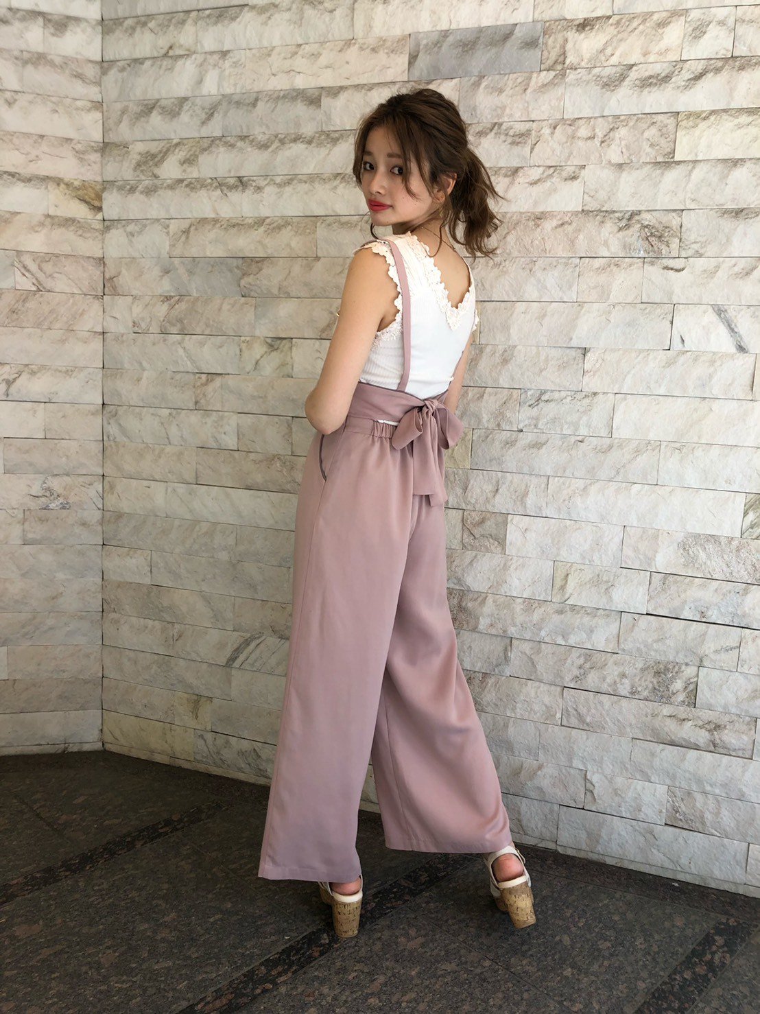 Majestic Legon New パンツスタイルで動きやすい ショッピングやカフェ巡りにオススメのコーデです バックリボンサロペット T Co Tqxoh4h8rb フラワーモチーフタンク T Co L9eh1jfz7j Majesticlegonjp マジェスティック Majestic Legon New パンツスタイルで動きやすい ショッピングやカフェ巡りにオススメのコーデです バックリボンサロペット T Co Tqxoh4h8rb フラワーモチーフタンク T Co L9eh1jfz7j Majesticlegonjp マジェスティック