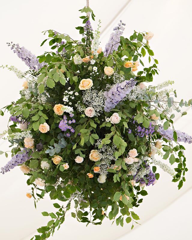 Throw back Thursday! A special summer wedding with a pastel palette. Boy did I enjoy making this one! #summerwedding #floraldesign #weddingflowers #flowerball