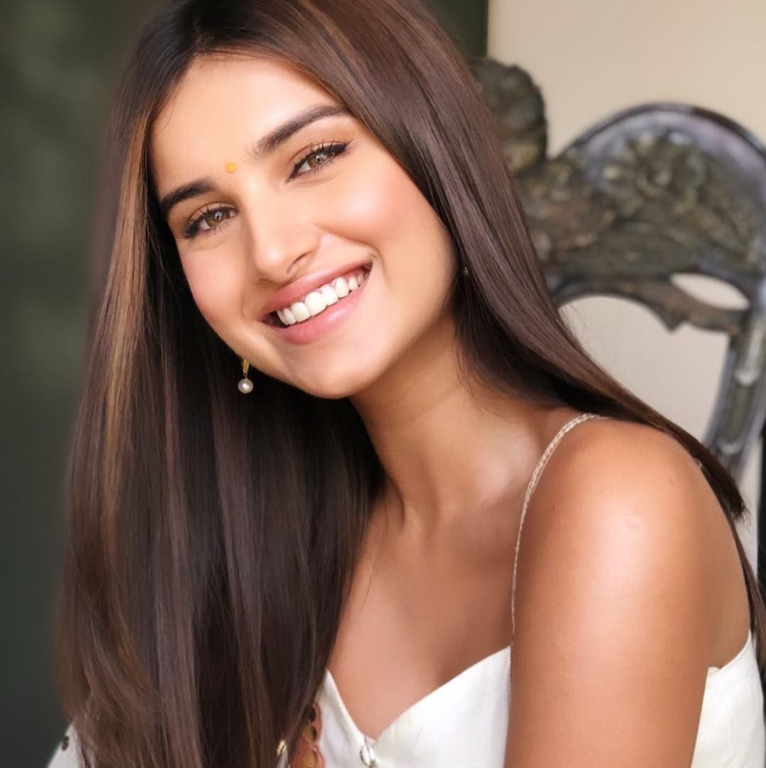 Filmy Glamour on Twitter: "That pretty smile! Tara Sutaria keeping it clean and fresh for #SOTY2 promotions. 😍#TaraSutaria… "