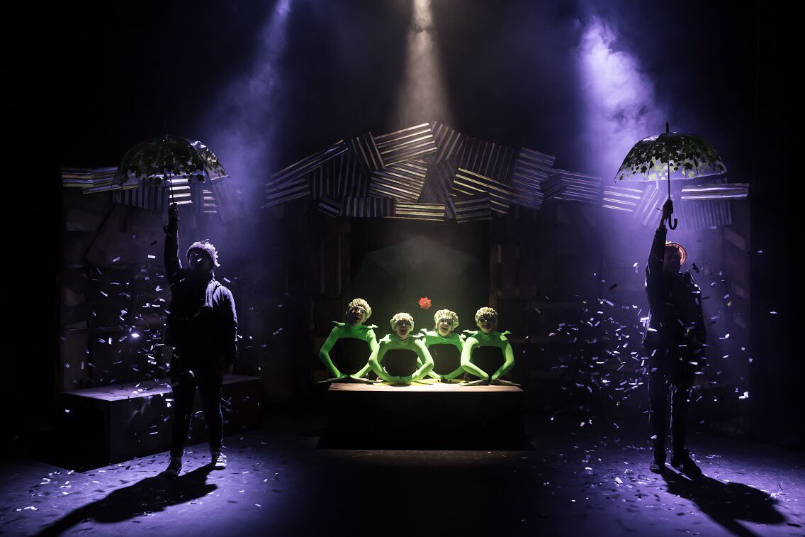 Check out these cracking photos by <a href="/ScottRylander/">Scott Rylander</a>! 

We are so clucking excited for our opening tonight before heading over to <a href="/norwichplay/">Norwich Theatre Playhouse</a>... and beyond! 

Come on down! 🐥
HonktheMusical.co.uk