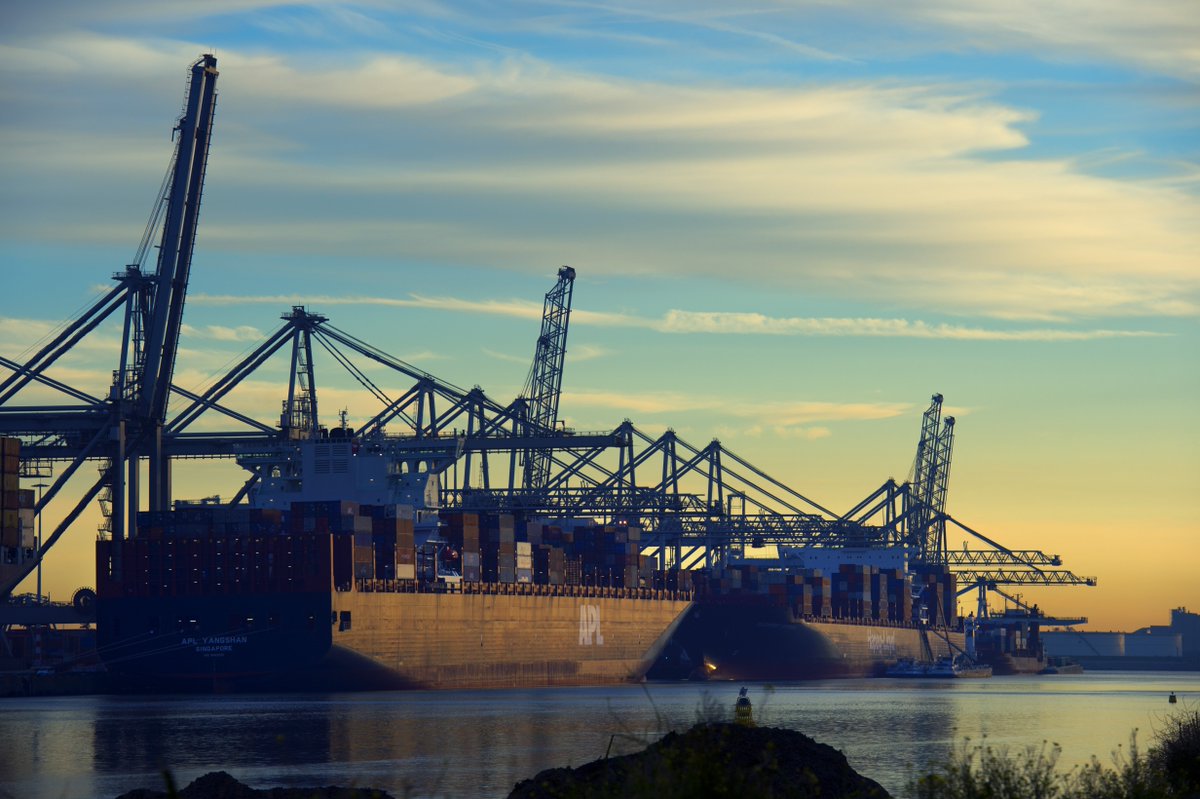 RT MKBNL: MalouBrantjes Evofenedex: ‘Politieke instabiliteit gepaard met protectionisme vermindert het Europese verdienvermogen. Daarom is voor Nederlandse bedrijven het belang van één Europees handelsbeleid groot.'  #EUverkiezingen2019

…