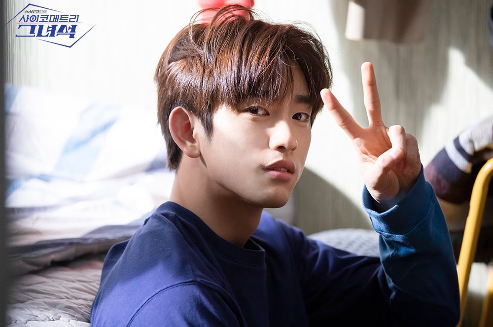 D5jBpuCWkAI6wvy.jpg:orig