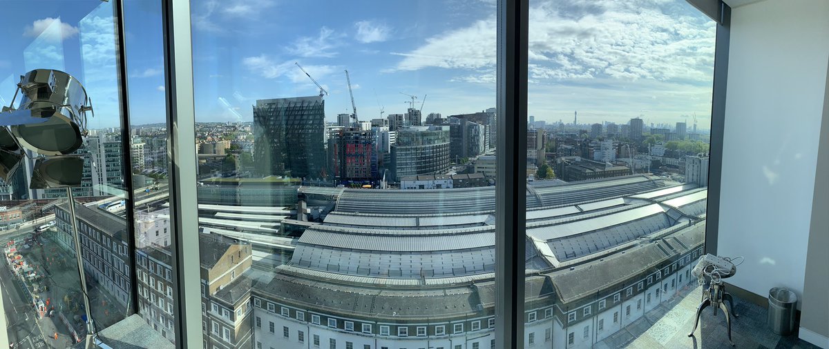 lyndonjonmartin's tweet image. #Workisnotaplace but today working from @citrix #London #Paddington and the view is beautiful and ☕️ is great to