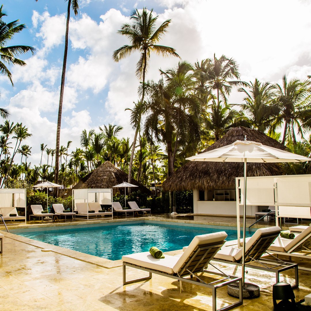 Habitaciones de lujo, espacios privados con trato preferencial y servicios exclusivos. Éstas son sólo algunas de las ventajas de reservar #THELEVEL en nuestros hoteles #Meliá, como el espectacular  <a href="/MeliaPCanaBeach/">Melia Punta Cana Beach</a>  Infórmate de todas las ventajas en bit.ly/MeliaProMeetin…