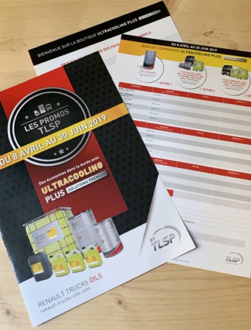 AgenceSirocco's tweet photo. Les projets fourmillent chez #TLSP (Renault Trucks Oils), Focus print pour ces supports  tout frais aux bonnes odeurs de papiers tout neuf ! #Plaquette et  #catalogue produits prêts pour la distribution, by @AgenceSirocco ! https://t.co/Eolq1al6Zq