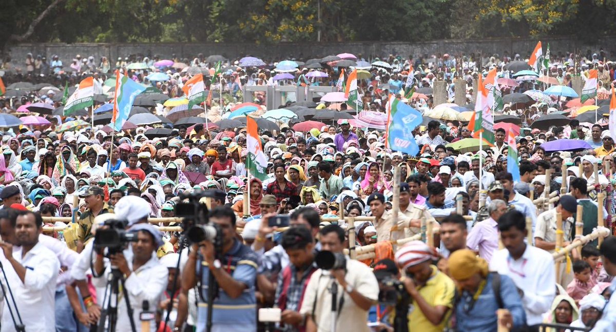 WithCongAssamNE's tweet photo. INCIndia: RT RahulGandhi: 115 election rallies in 60 days. Its been a long election campaign! 

Across 🇮🇳 the energy &amp; enthusiasm of the crowds we are pulling indicate that big change is in the air. India wants NYAY.  

Some pics from today’s rally at Si… https://t.co/Ujfw4WxmJJ
