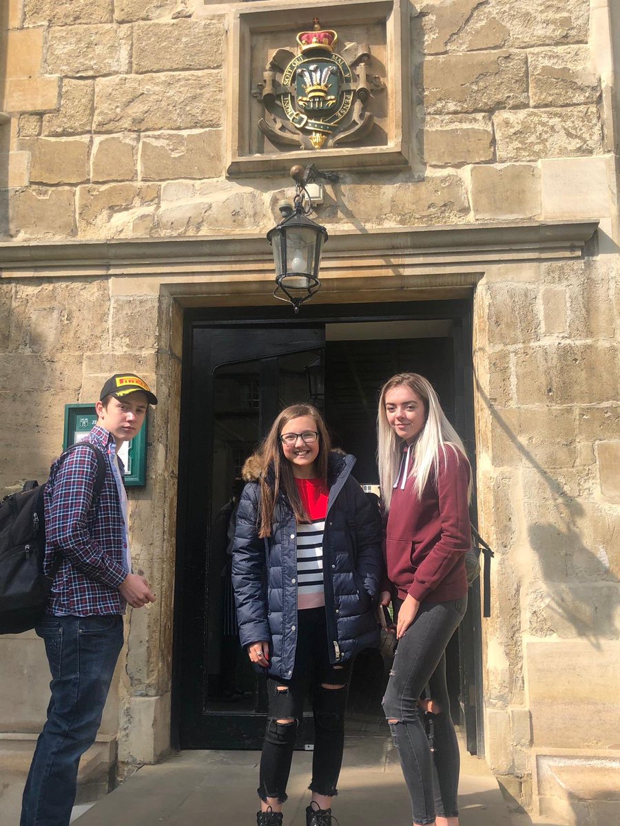 UpperAfanFed's tweet photo. Pupils spent a very informative day at Oxford University yesterday. Maybe we will see some of them attending in the future 🤞🏻 https://t.co/azGx3f3Y6X