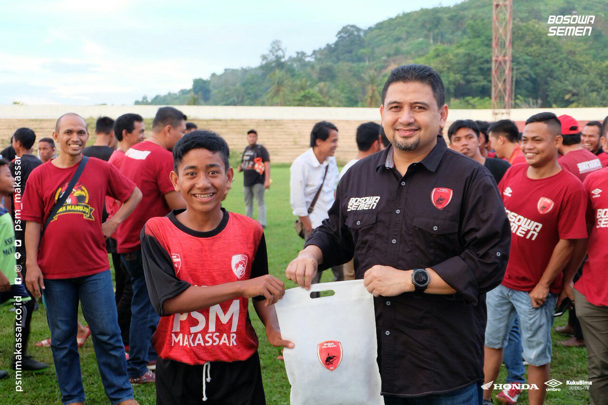 PSM_Makassar's tweet photo. Semoga dengan hadirnya Akademi ini bisa memunculkan bibit-bibit pesepakbola terbaik untuk PSM dan Indonesia.
#PSMarise #EwakoPSM #AkademiPSM https://t.co/bsC3J4D7Tq