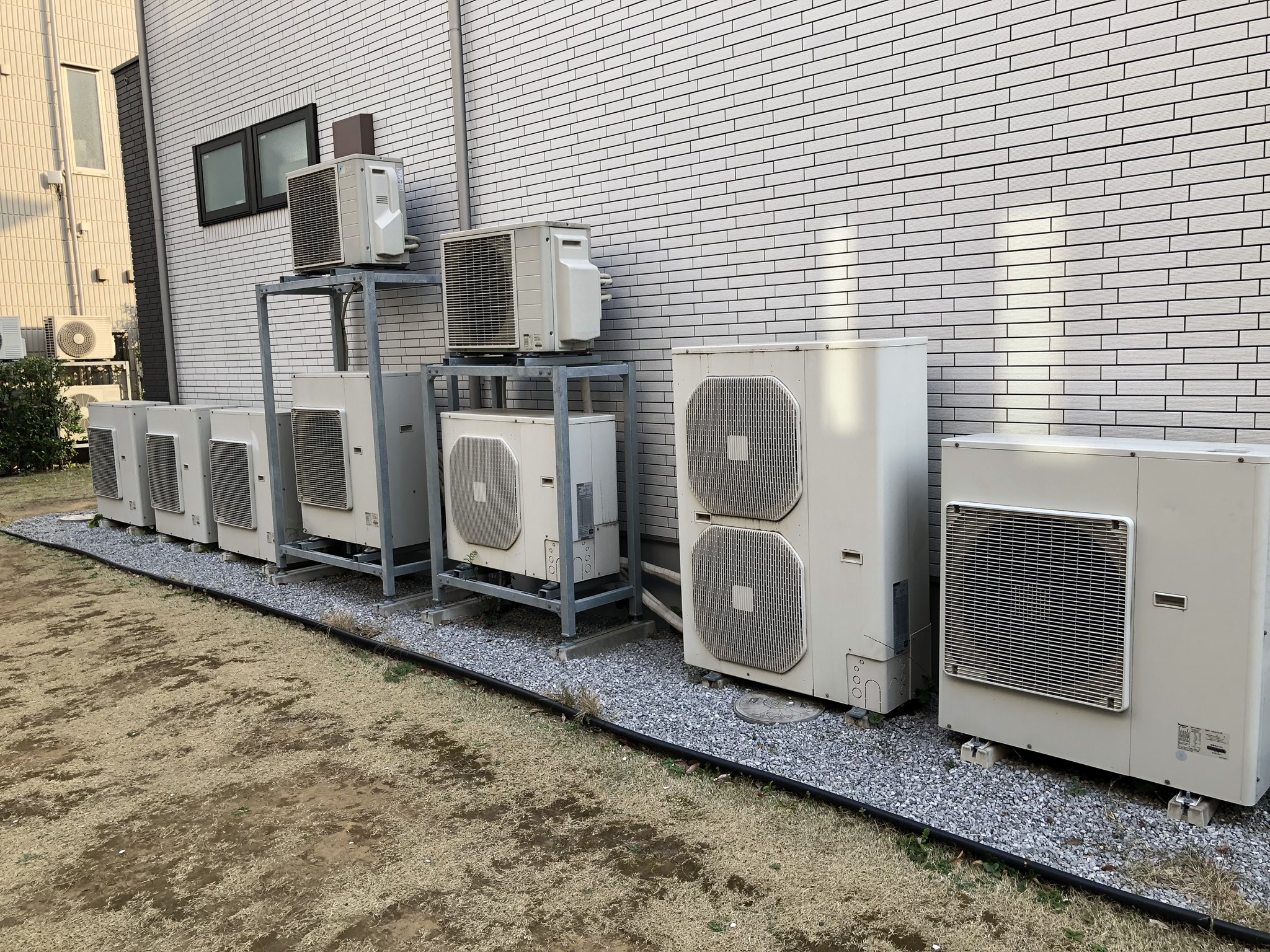 パナソニック　室外機 ビックラ18 on X: 